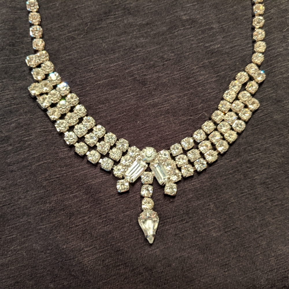 Super Glam Vintage Rhinestone Necklace